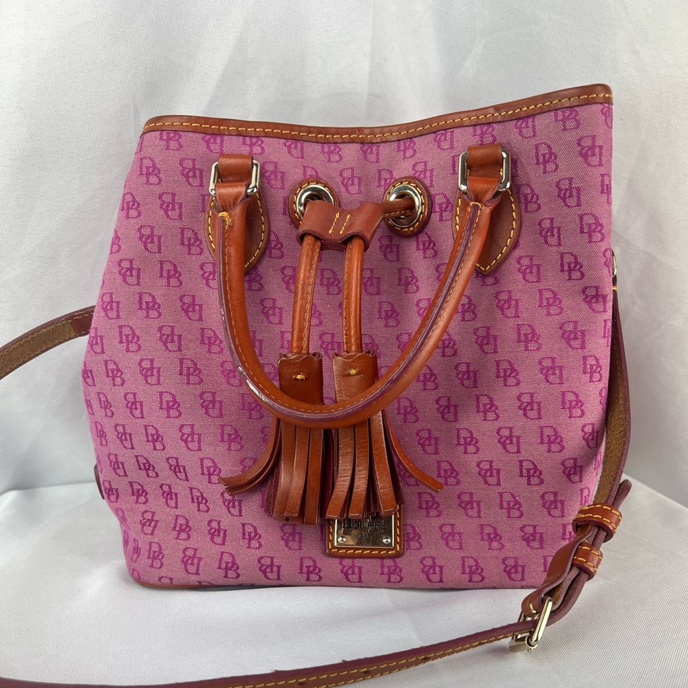 DOONEY & BOURKE pink/Fuschia purse with drawstring and shoulder strap